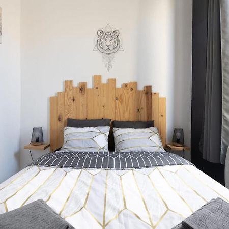 Le 107 Carca ! Apartment Carcassonne Bagian luar foto